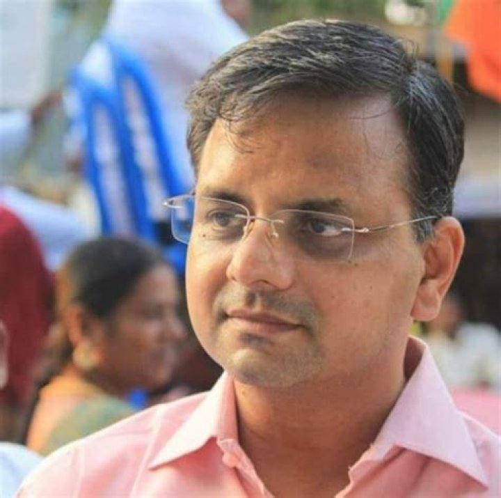 KT Raghavan- Net Worth, Age, Ethnicity, Wife, Height, Career