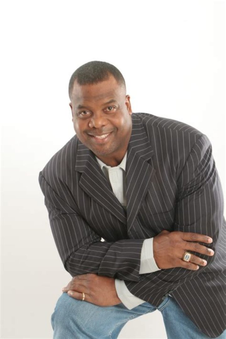 Lee Rouson Net Worth, Income, Salary, Earnings, Biography