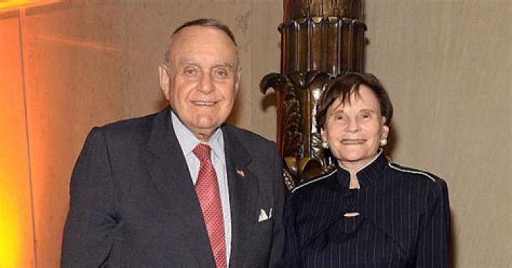 Leon Cooperman Brother: Who Is Howard J. Cooperman?