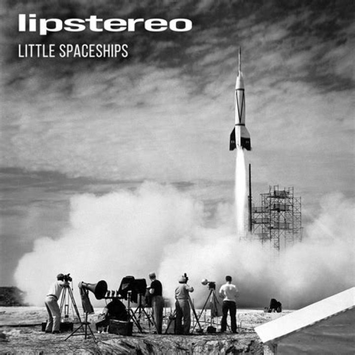 Lipstereo Unleashes their Colorful Garage Rock Anthem “Little Spaceships”