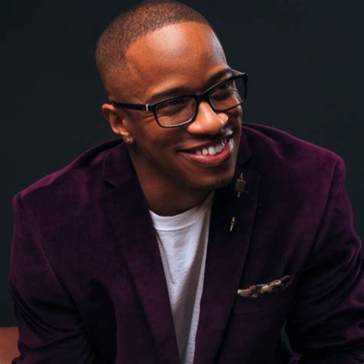 Lo releases new empowering anthem of a single, 'Mosaic'