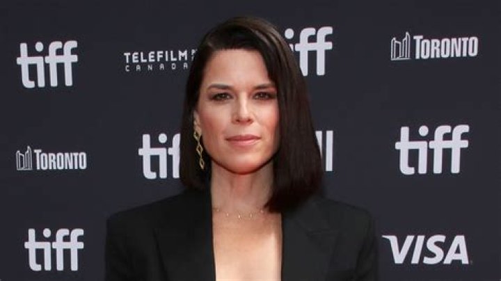 Lorie Campbell- Net Worth, Wiki, Age, Husband, Ethnicity, Height, Career