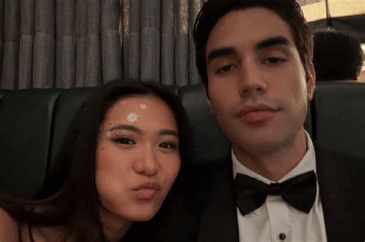 Lou Yanong’s Boyfriend: Who is Lou Yanong Dating?