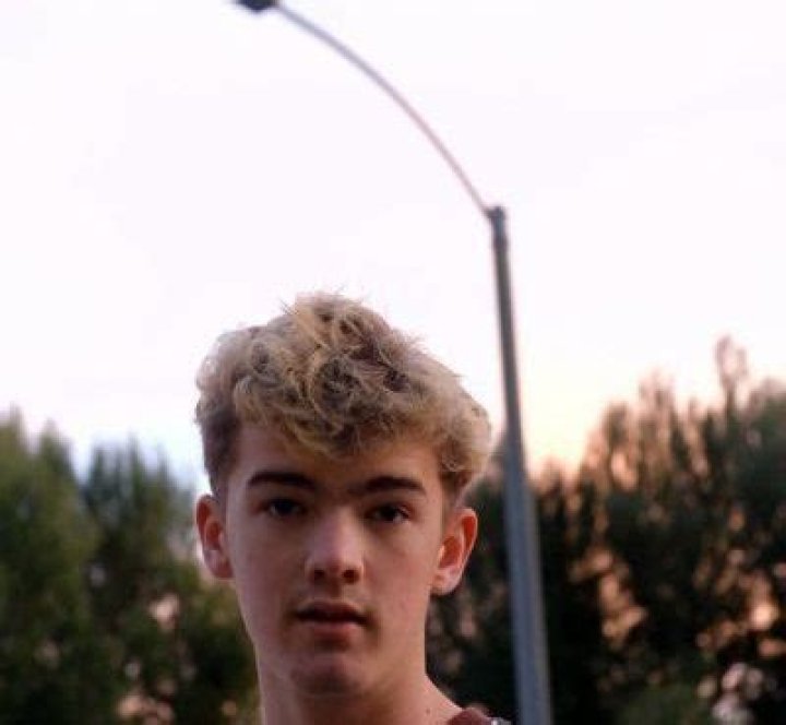 Luke Huston- Bio, Wiki, Age, Girlfriend, Height, Net Worth, Career