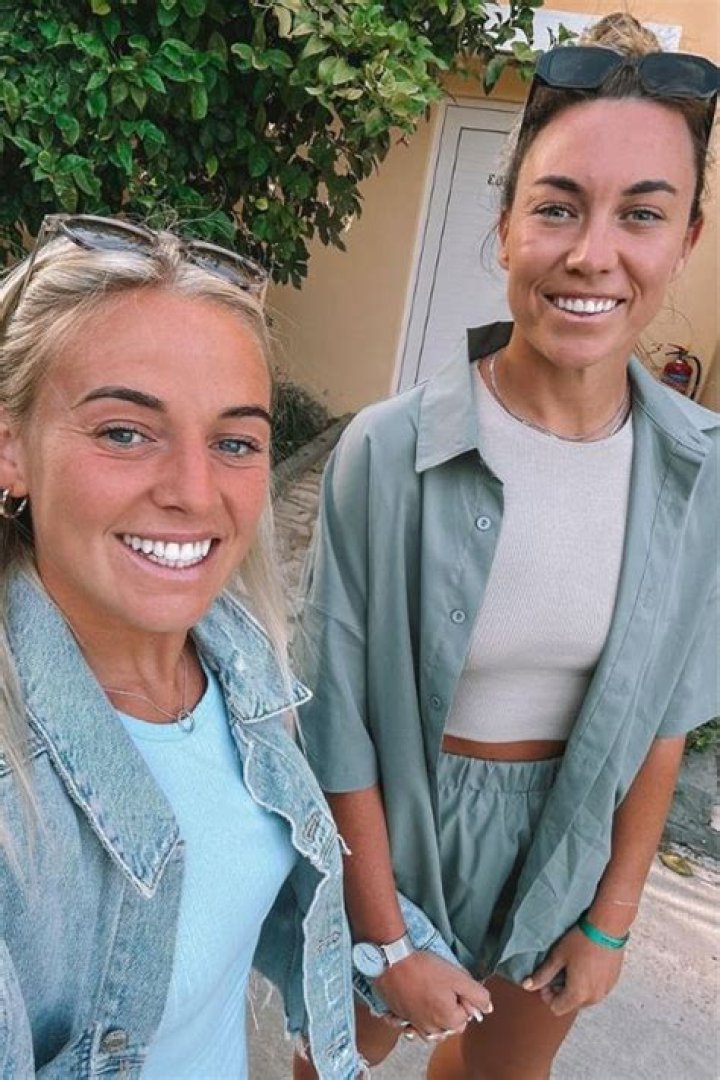 Mackenzie Arnold Husband: Is Mackenzie Arnold Married?