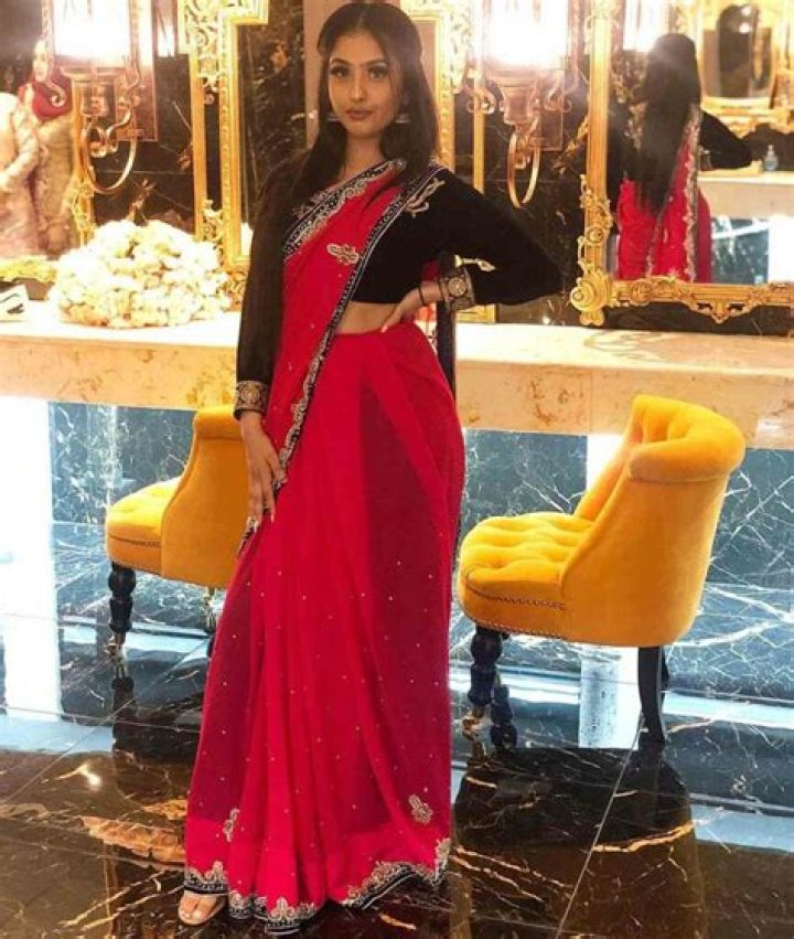
Mahek Bukhari– Wiki, Age, Height, Net Worth, Boyfriend, Dating	