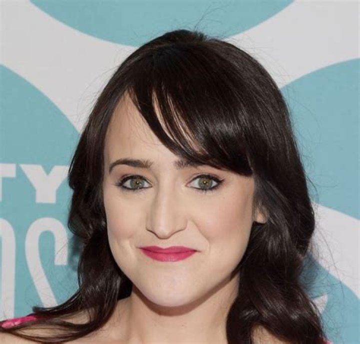 Mara Wilson Net Worth, Income, Salary, Earnings, Biography