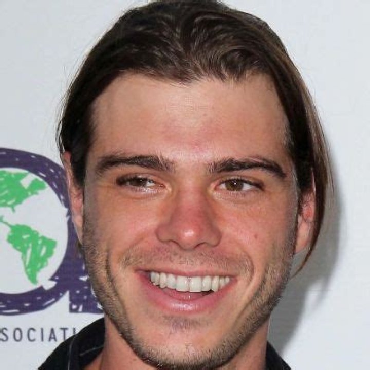 Matthew Lawrence- Wiki, Age, Height, Net Worth, Wife, Ethnicity