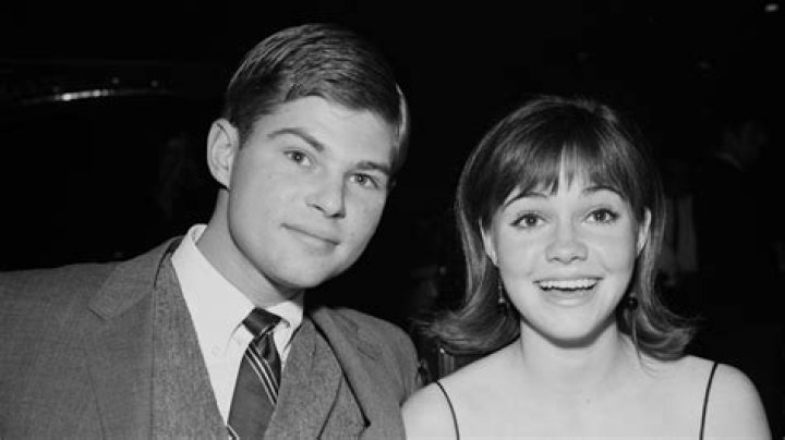 Meet The Ex-husbands Of Sally Field – Steven, Alex