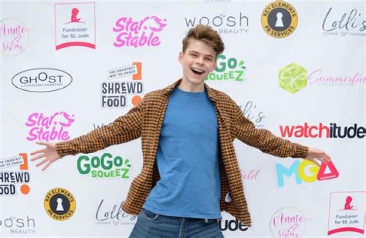 
Merrick Hanna- Net Worth, Age, Nationality, Girlfriend, Height, Career	