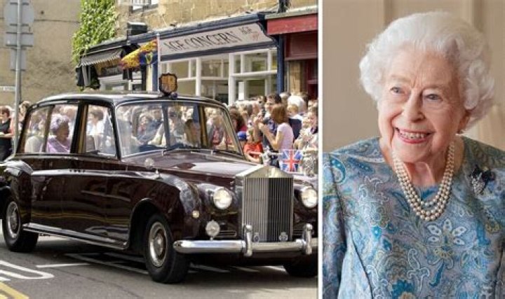 Morey Faith Replies A Troll Who Said Her Rolls Royce Is Borrowed And Not Hers As Claimed