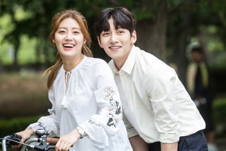 Nam Ji-hyun’s Boyfriend: Who is Nam Ji-hyun Dating?