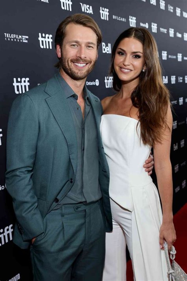 Natalie May Paris’s Boyfriend: Who is Natalie May Paris Dating?