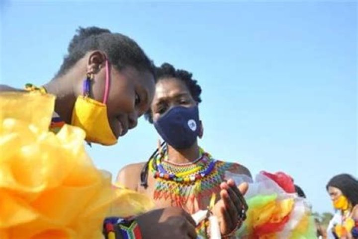 New Zulu King Participates In First Reed Dance With Virgin Maidens (Photos)
