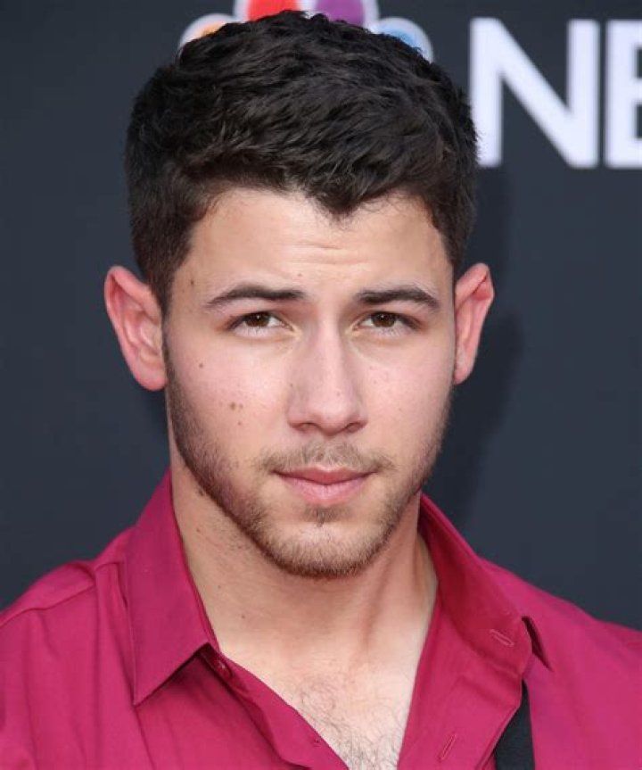 Nick Jonas Biography, Age, Career, Net Worth, Family