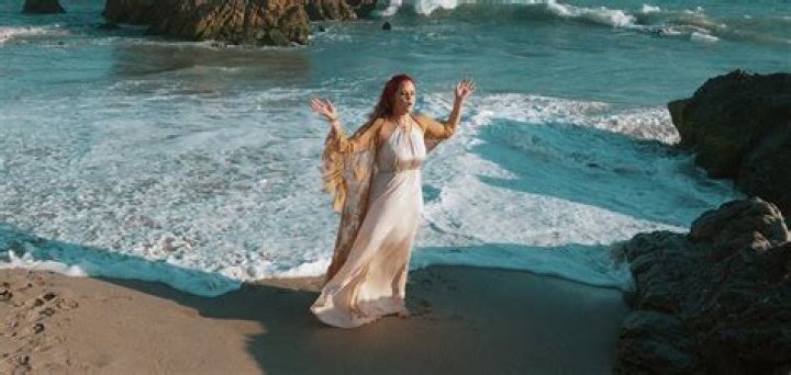 Oparu Shares Enlightening New Single 