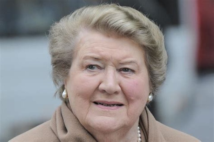 Patricia Routledge Net Worth, Income, Salary, Earnings, Biography