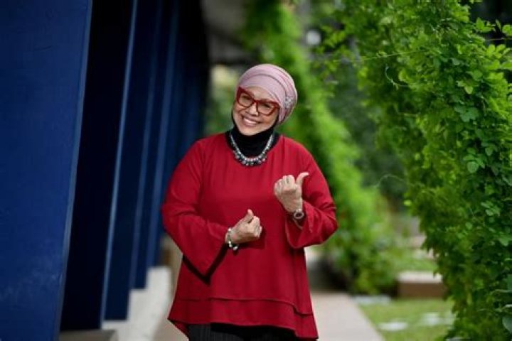 Rahimah Rahim - Net Worth, Age, Height, Birthday, Bio, Wiki!