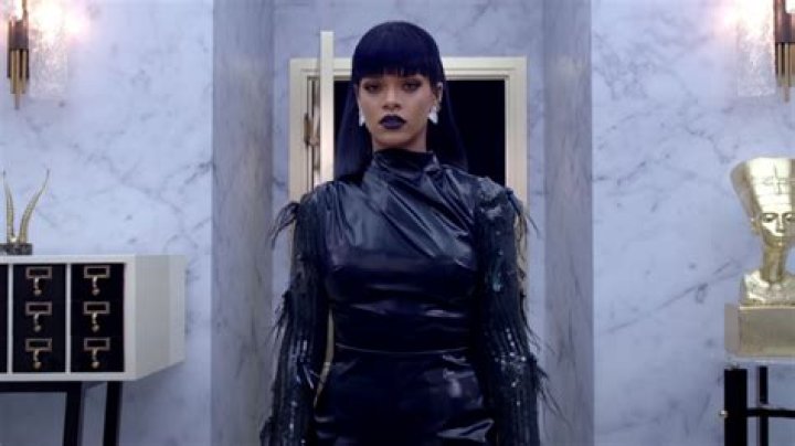 Rihanna's 'Anti' Jumps To Number One