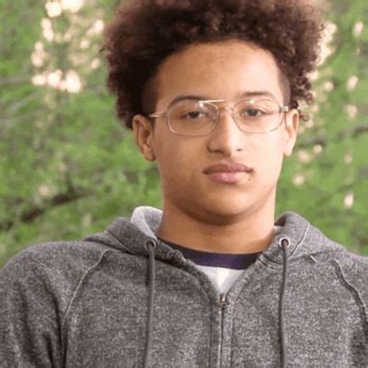 River Everett - Net Worth, Age, Height, Birthday, Bio, Wiki!