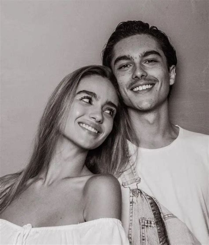 
Sergio Mayer Mori Presently Dating Model Raquel Chaves	