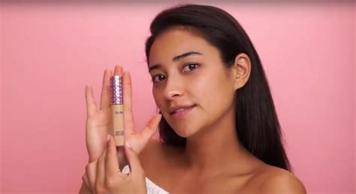 Shay Mitchell Posts Her First Ever Makeup Tutorial