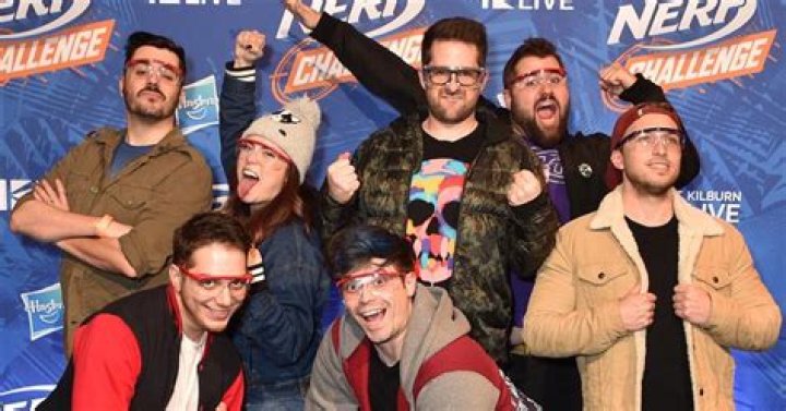 Smosh Comedy Group Cast Members, Net Worth & Why Anthony Left