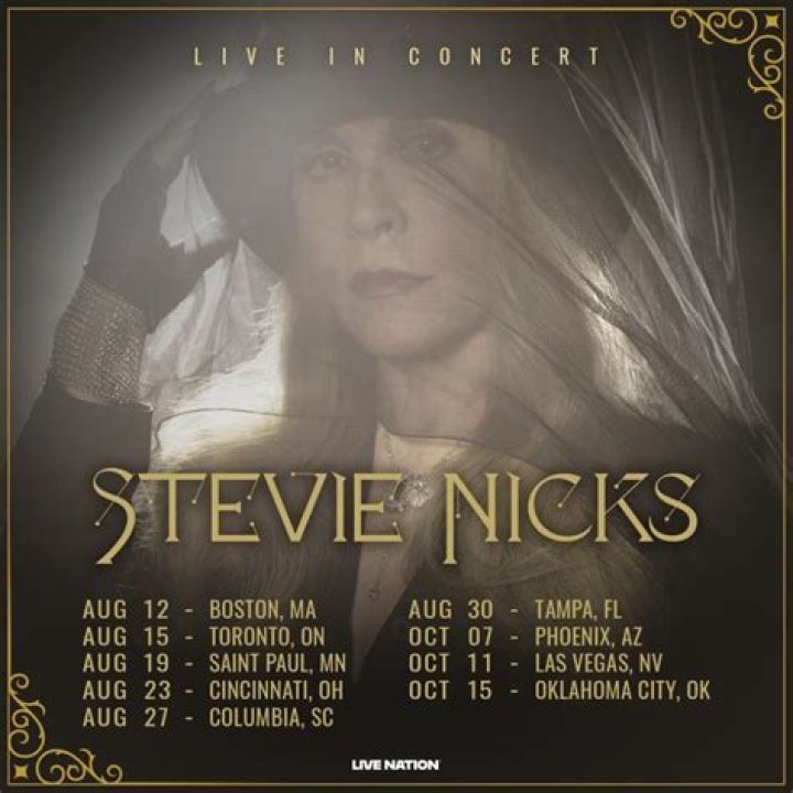 Stevie Nicks Announces Tour with The Pretenders