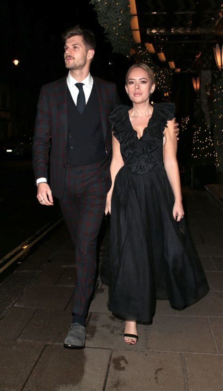 Tanya Burr’s Husband: Who is Tanya Burr Dating?