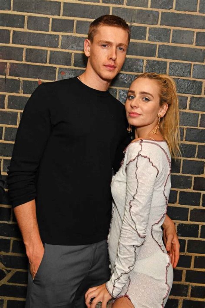 Tee Dickinson’s Girlfriend: Who is Tee Dickinson Dating?