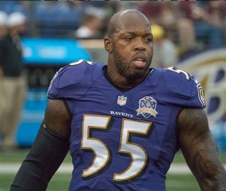 Terrell Suggs Bio, Age, Height, Career, Net Worth, Family & More