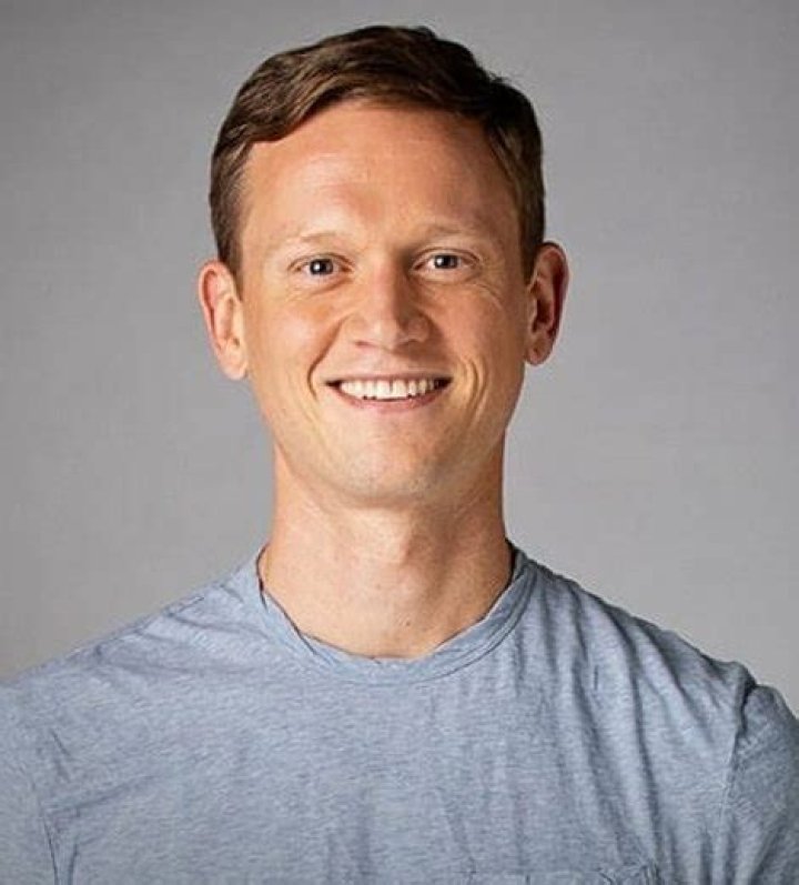 Tommy Vietor Net Worth, Age, Height, Bio, Birthday, Wiki!