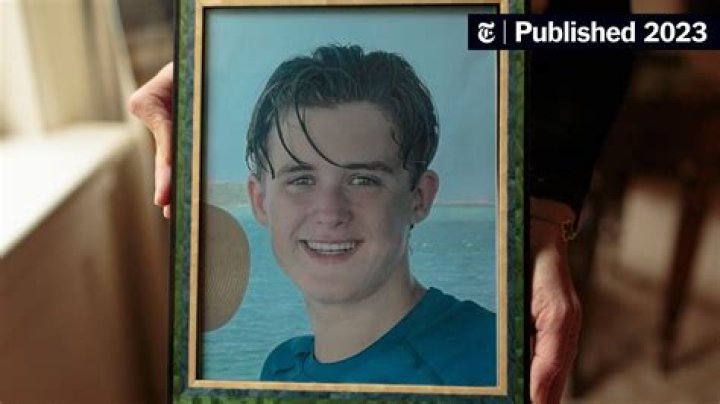 Transgender Tommy Playboy Murder Or Suicide: Who Killed Thomas Blackwell?