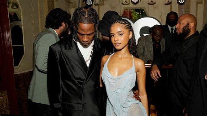 Travis Scott’s Girlfriend: Who is Travis Scott Dating?