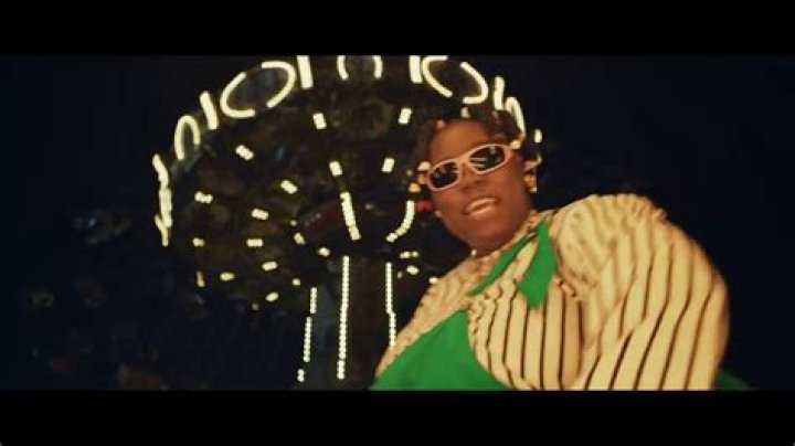 Twitter Goes Wild As Teni Features Shina Peters In ‘Jo’ Video