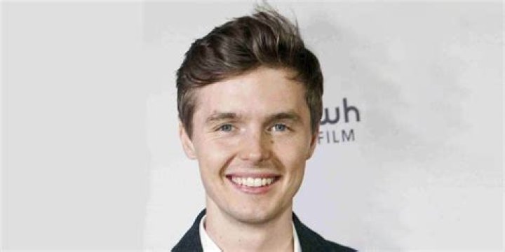 Tyler Johnston - Net Worth, Age, Height, Birthday, Bio, Wiki!