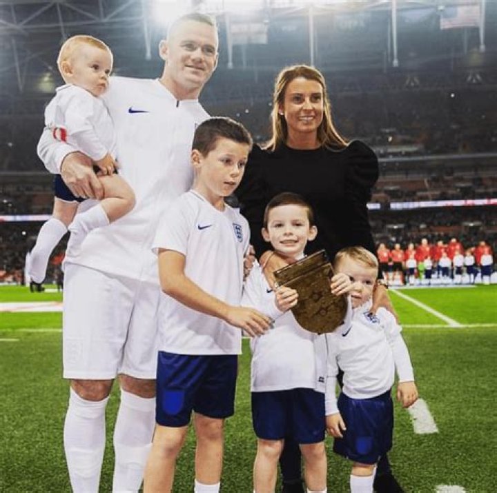 Wayne Rooney Net Worth, Age, Bio, Wife, Height, Parents, Children