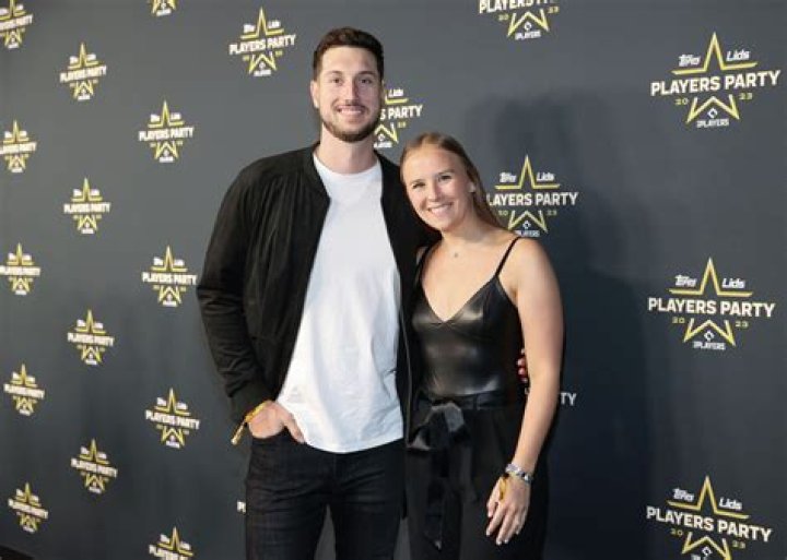 What is Kyle Tucker’s Net Worth?