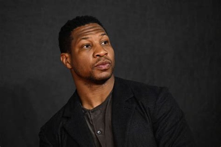 What nationality is Jonathan Majors?