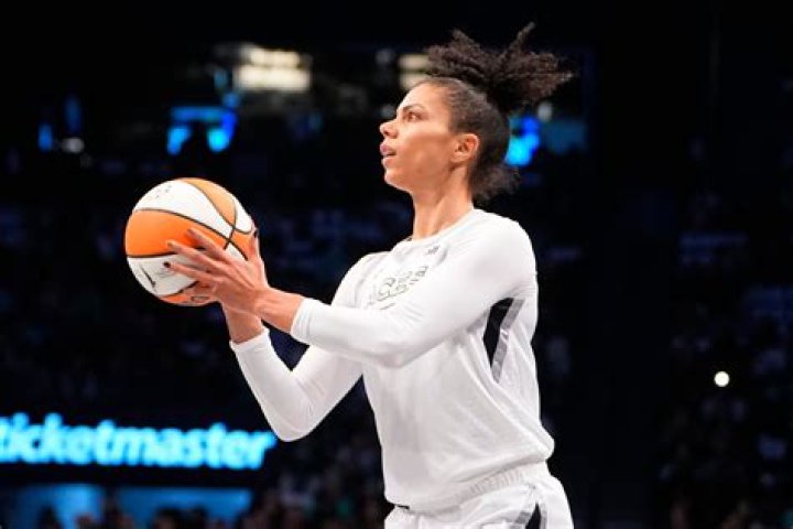 Who are Alysha Clark’s Parents?