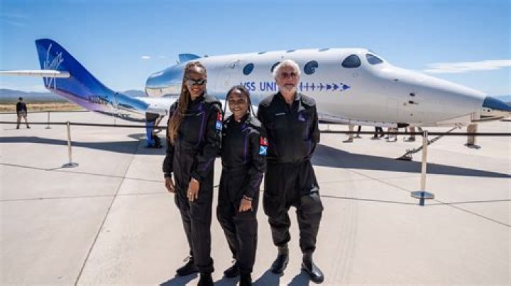 Who are Keisha Schahaff, Anastatia Mayers, first mother-daughter space travelers?