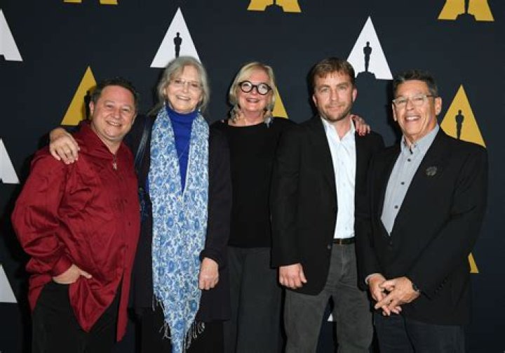 Who are Melinda Dillon's Parents?