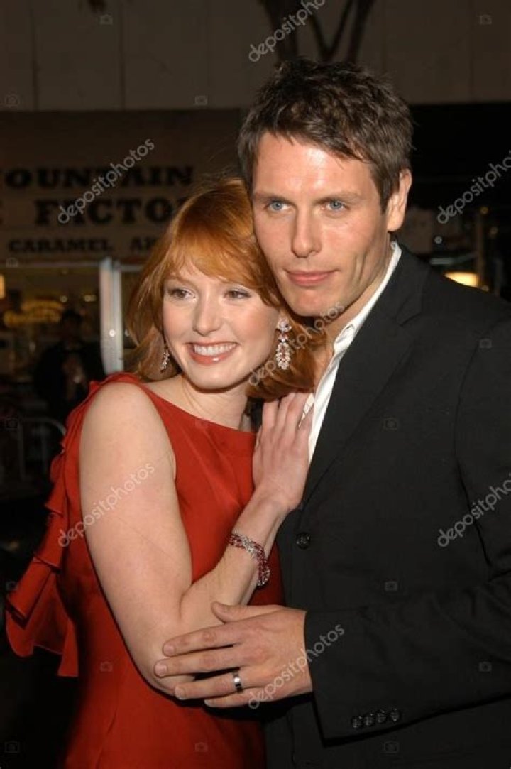 Who is Alicia Witt Dating – Alicia Witt's Boyfriend & Exes