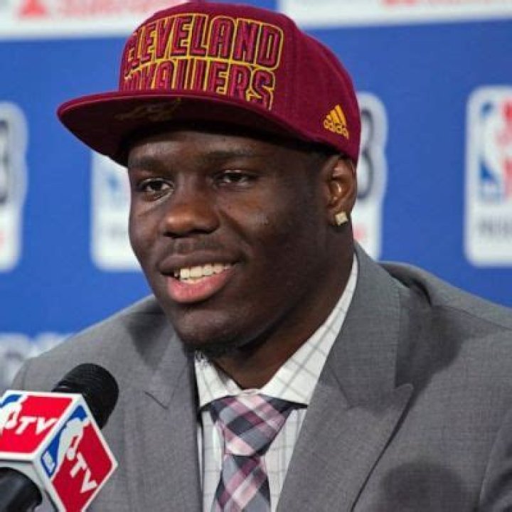 Who Is Anthony Bennett? Wiki, Age, Height, Net Worth, Wife, Marriage