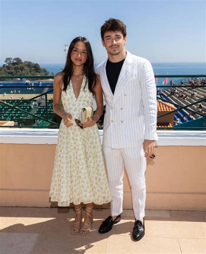 Who is Charles Ross Dating – Charles Ross's Girlfriend & Exes