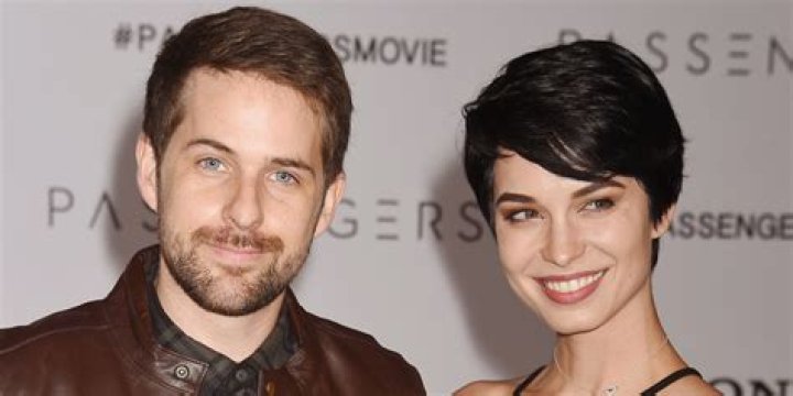 Who is Ian Hecox Dating – Ian Hecox's Girlfriend & Exes