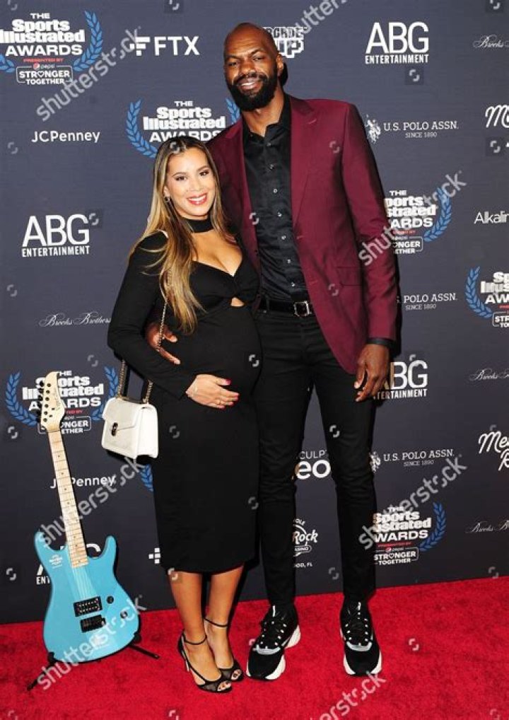 Who is Kayla Harris, Dewayne Dedmon's wife?