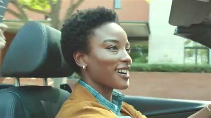 Who Is Lesley McKinnell From The Allstate Commercial? Everything About The Actress