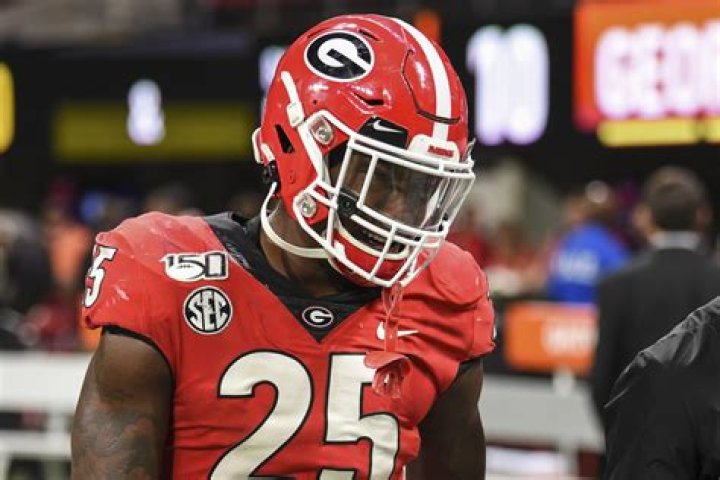 Who Is Quay Walker? Everything To Learn About The Georgia Bulldogs Linebacker