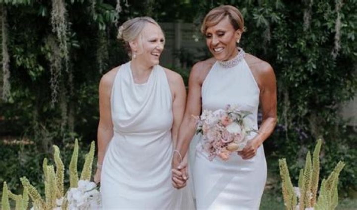 Who is Robin Roberts? Wiki, Age, Height, Net Worth, Husband, Marriage